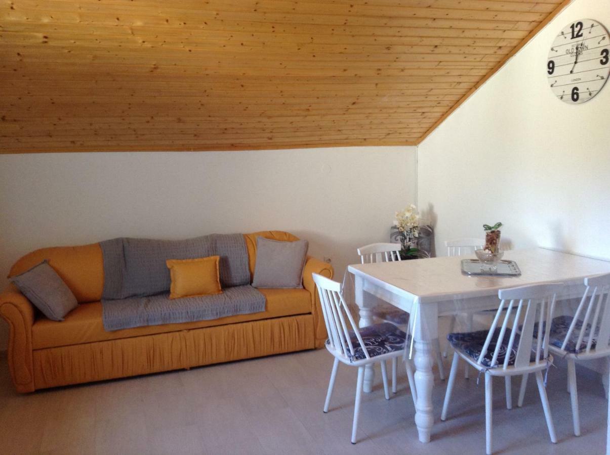 Ferienwohnung Apart Mani Di Lauro Preko Exterior foto